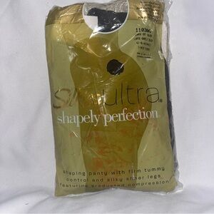 Silkies Ultra Shapely Perfection Shaping Pantyhose Large Barely Black